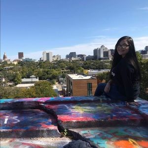 Meet your Posher, Arely